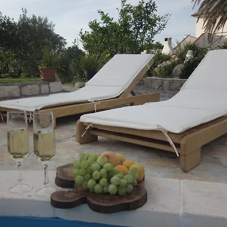 Dumencic Rab Apartamento Mundanije