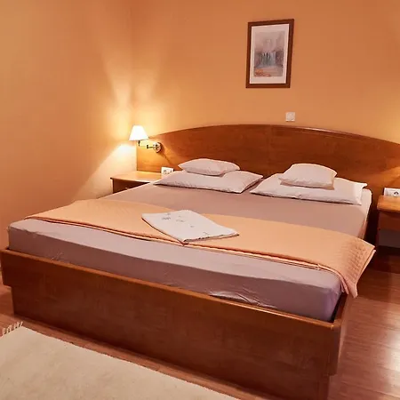 Dumencic Rab Daire *